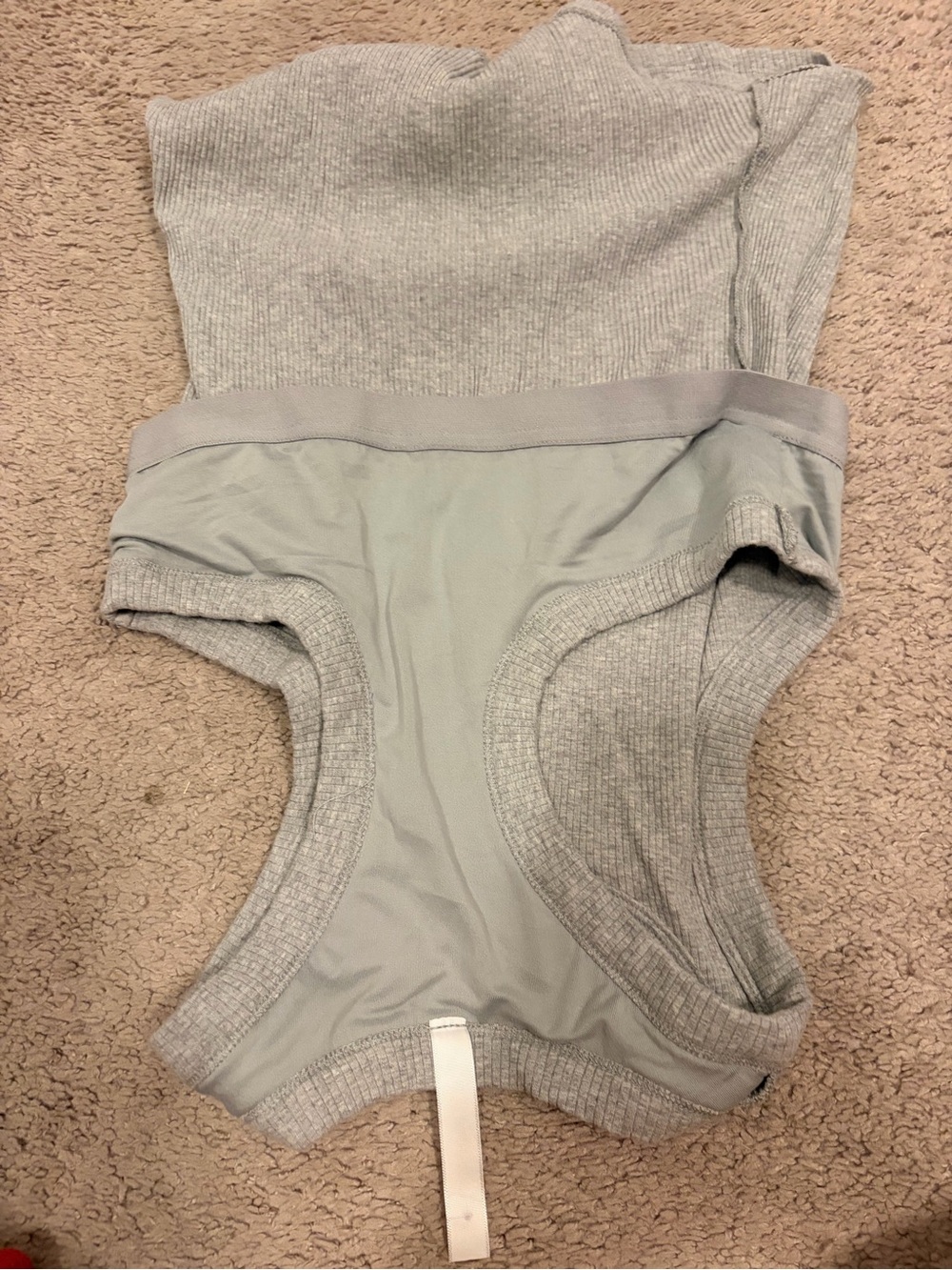 Fabletics Heather Gray Ribbed High-Neck Tank - Picture 4 of 4